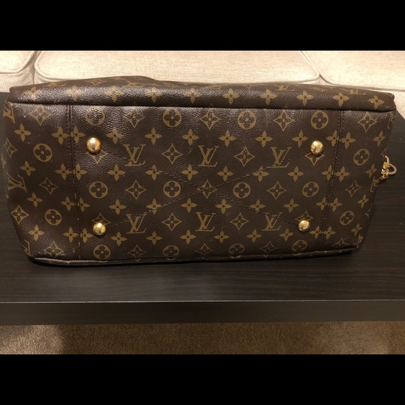Louis Vuitton Artsy MM - Picture 6 of 14